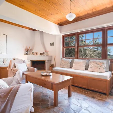 4-bdrms Bright Apartament *